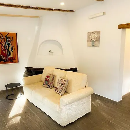 Relax House 5 Min Dal Mare Parcheggio+wifi Appartement *